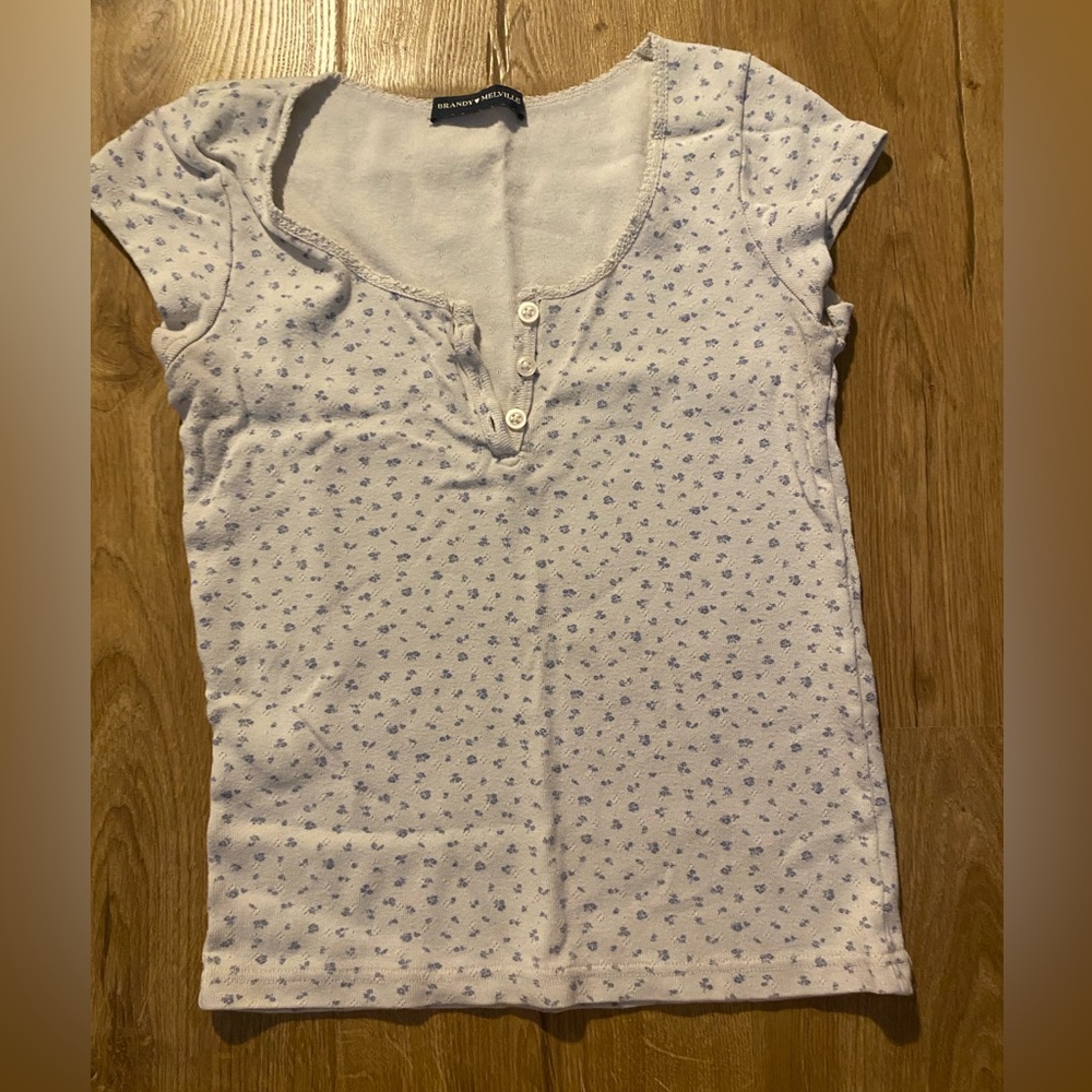 Brandy Melville, Floral Zelly top